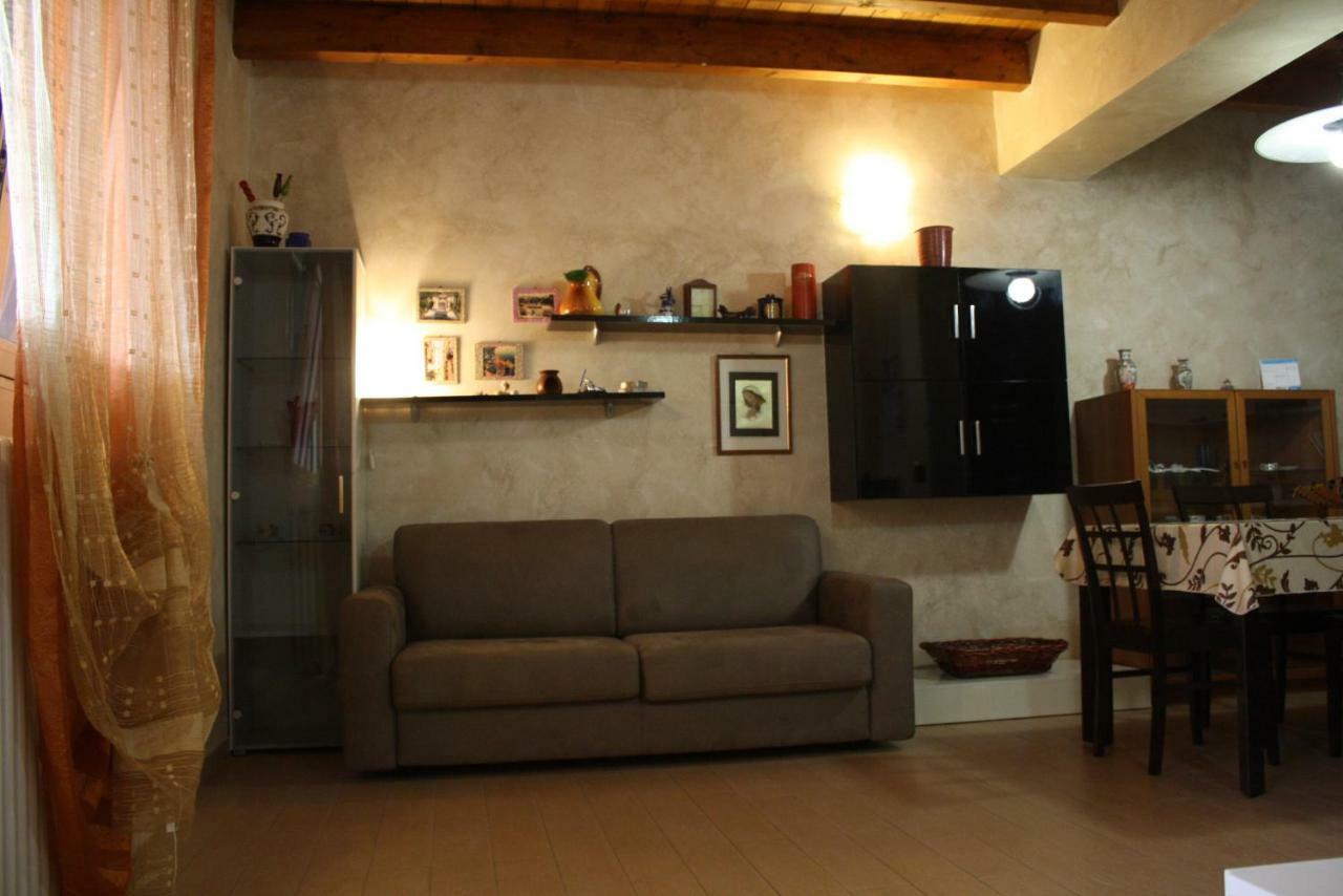 Casa-B&B Bouganville Attico 85 Mq バルレッタ エクステリア 写真